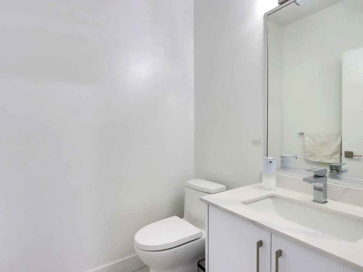 Primary Bathroom Photo of 103 906 Quadling Avenue, Coquitlam, BC