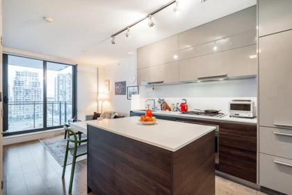 1507 2378 Alpha Avenue, Burnaby, BC