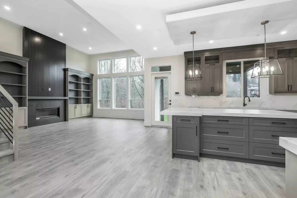 Guest Bathroom Photo of 34054 Hundert Crescent, Mission, BC