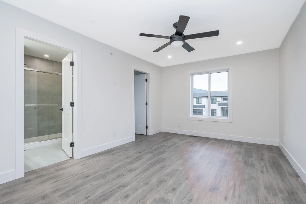 Mudroom Photo of 34054 Hundert Crescent, Mission, BC