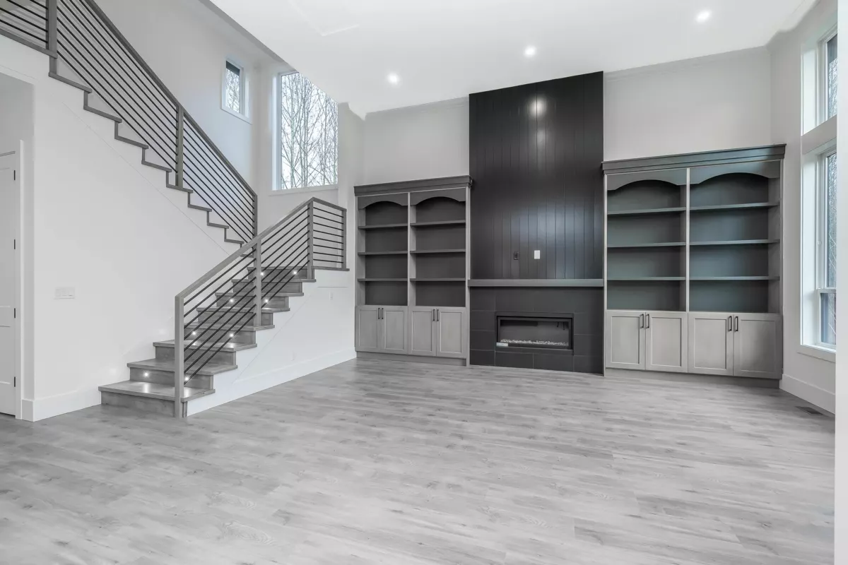 Walk-In Closet Photo of 34054 Hundert Crescent, Mission, BC