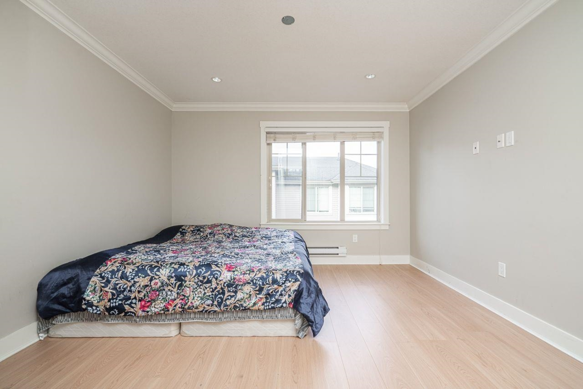 Mudroom Photo of 15 19097 64 Avenue, Surrey, BC