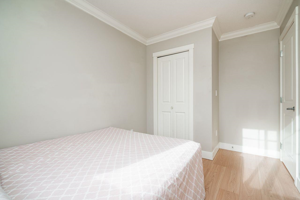 Swimming Pool Photo of 15 19097 64 Avenue, Surrey, BC