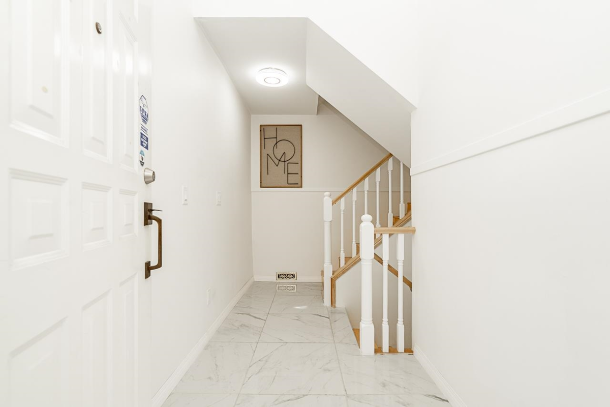 Dining Area Photo of 104 10538 153 Street, Surrey, BC