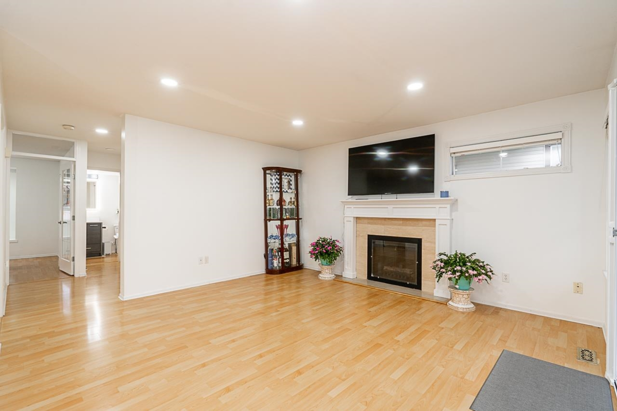 Pantry Photo of 104 10538 153 Street, Surrey, BC