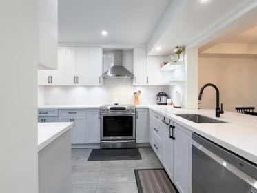8122 Forest Grove Drive, Burnaby, BC, Burnaby — Townhouse for sale