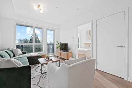 Kitchen Photo of 309 747 E 3rd Street, North Vancouver, BC