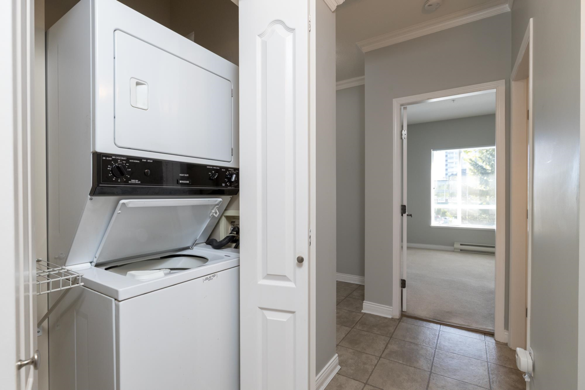 Hot Tub / Spa Photo of 208 1685 152a Street, Surrey, BC