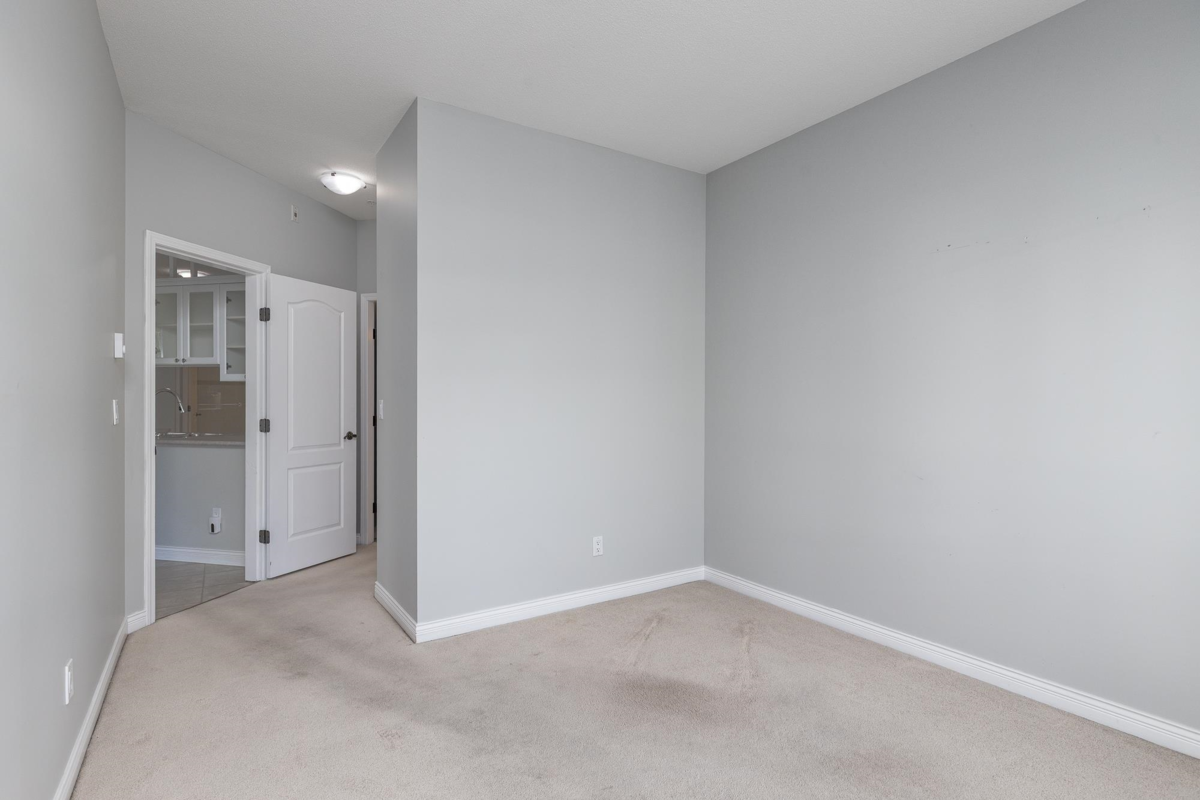 Outdoor Patio Photo of 208 1685 152a Street, Surrey, BC