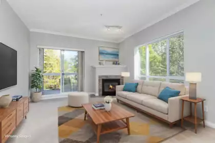 208 1685 152a Street, Surrey, BC, King George Corridor — 2 bed apartment/condo for sale