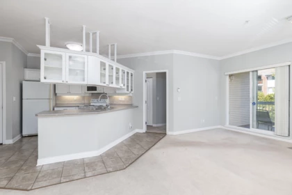 Guest Bathroom Photo of 208 1685 152a Street, Surrey, BC