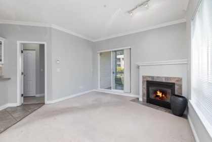 Kitchen Photo of 208 1685 152a Street, Surrey, BC