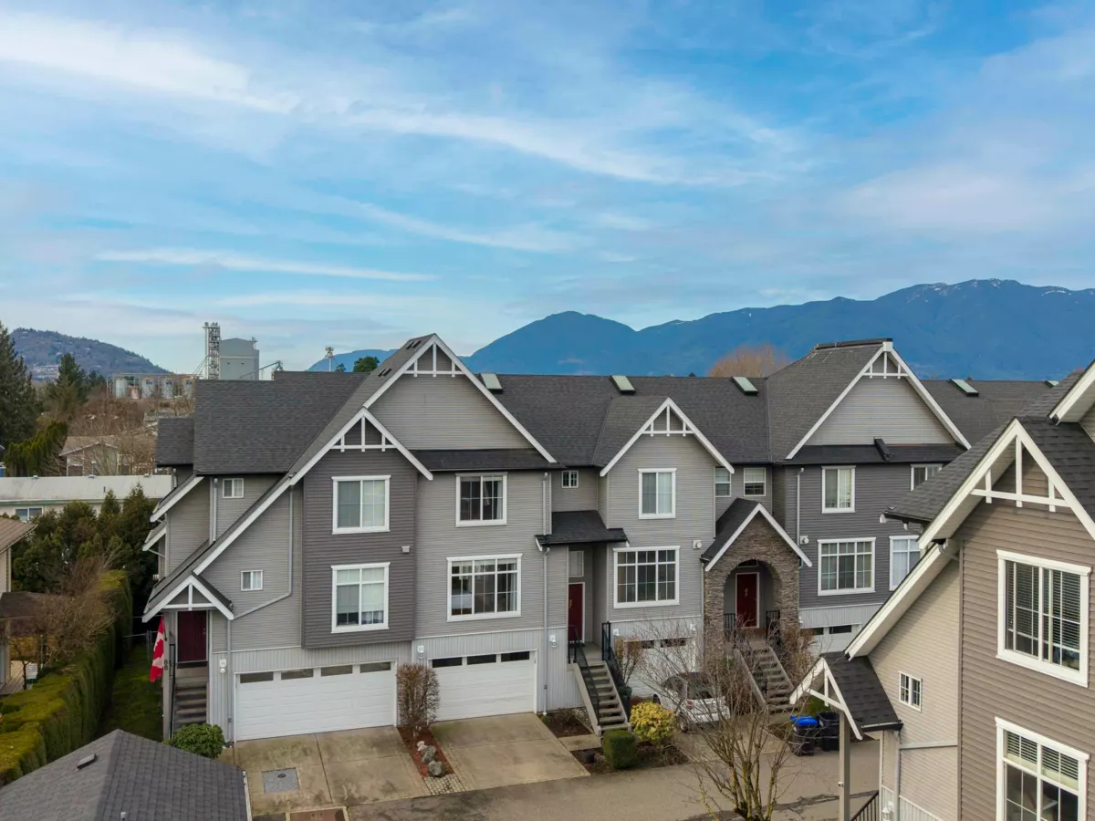 Neighborhood Park Photo Near 87 8881 Walters Street, Chilliwack, BC