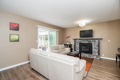 Bedroom 2 Photo of 15478 90 Avenue, Surrey, BC