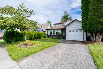 15478 90 Avenue, Surrey, BC, Fleetwood Tynehead — 3 bed single family residence for sale