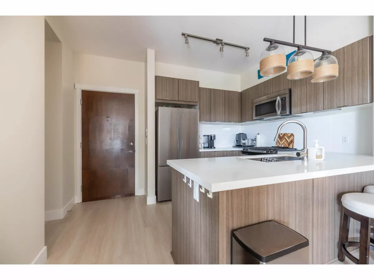 Dining Area Photo of 114 3323 151 Street, Surrey, BC