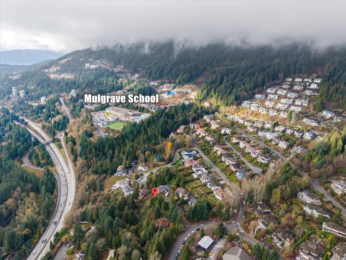Primary Bathroom Photo of 2320 Chairlift Close, West Vancouver, BC