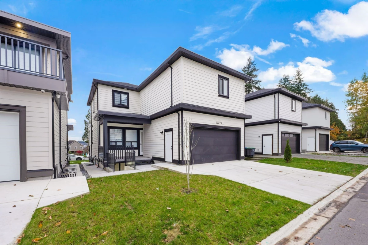 Dining Area Photo of 14779 68a Avenue, Surrey, BC