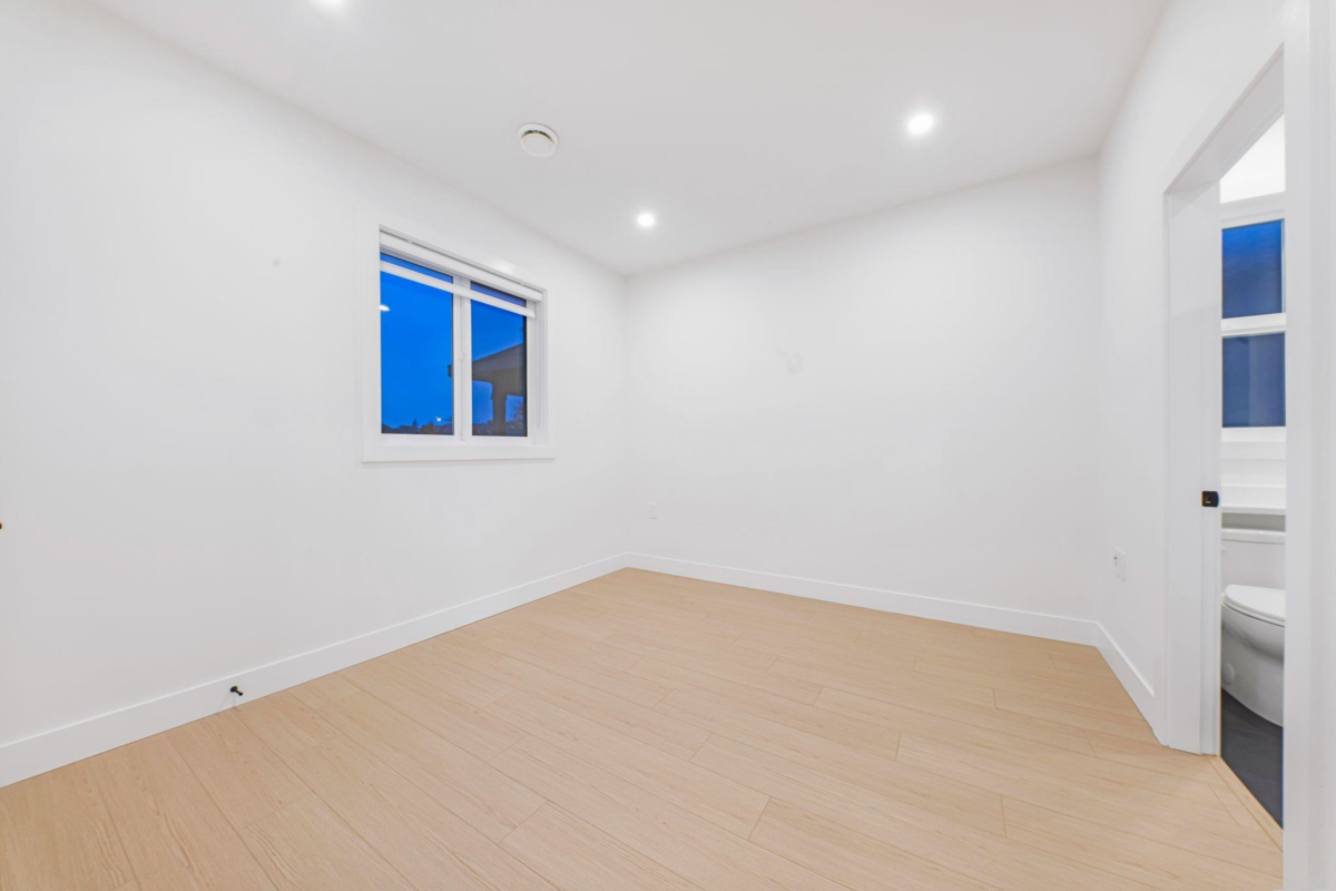 Garage Interior Photo of 14779 68a Avenue, Surrey, BC