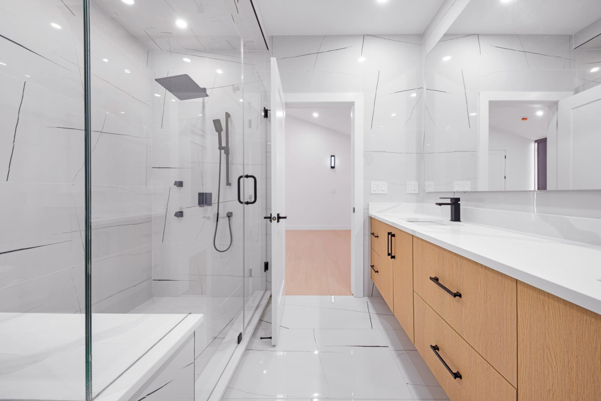 Powder Room Photo of 14779 68a Avenue, Surrey, BC