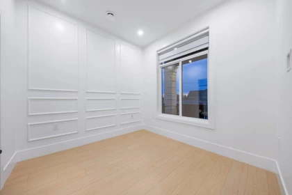 Hallway Photo of 14779 68a Avenue, Surrey, BC