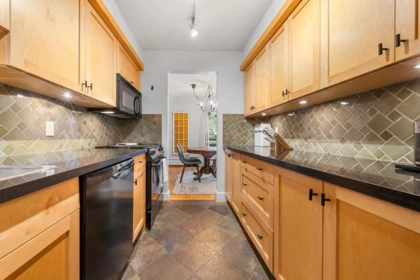 Powder Room Photo of 209 1720 W 12th Avenue, Vancouver, BC