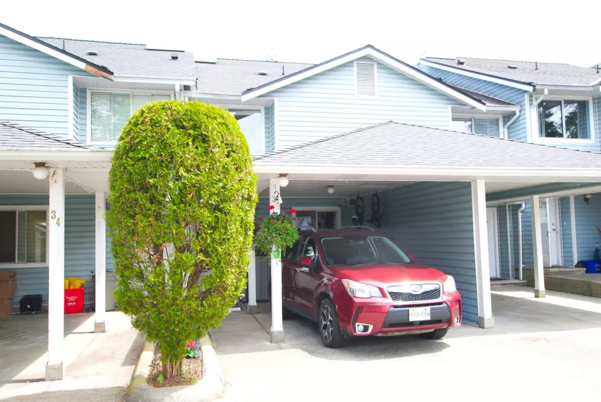 Guest Bathroom Photo of 35 22411 124 Avenue, Maple Ridge, BC
