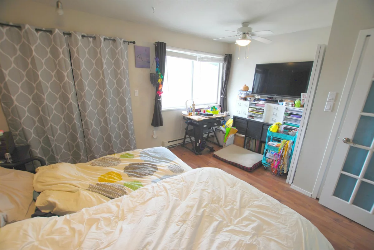 Laundry Room Photo of 35 22411 124 Avenue, Maple Ridge, BC