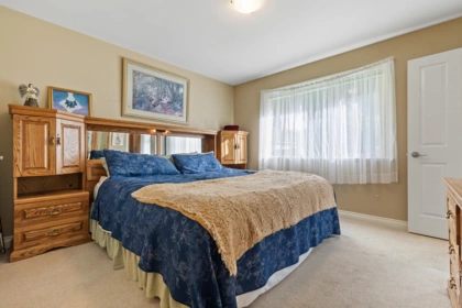 Entry Foyer Photo of 100 46000 Thomas Road, Chilliwack, BC
