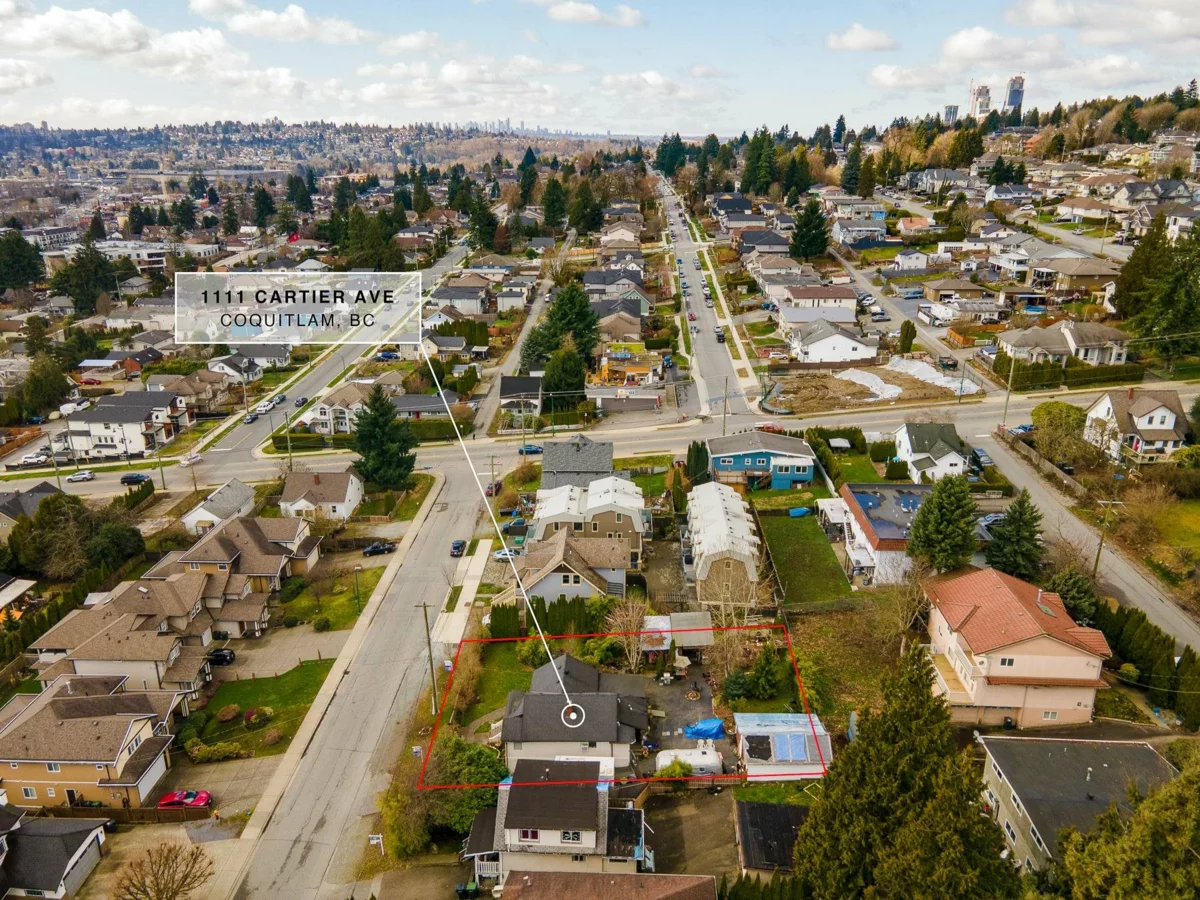 Garden / Landscaping Photo of 1111 Cartier Avenue, Coquitlam, BC