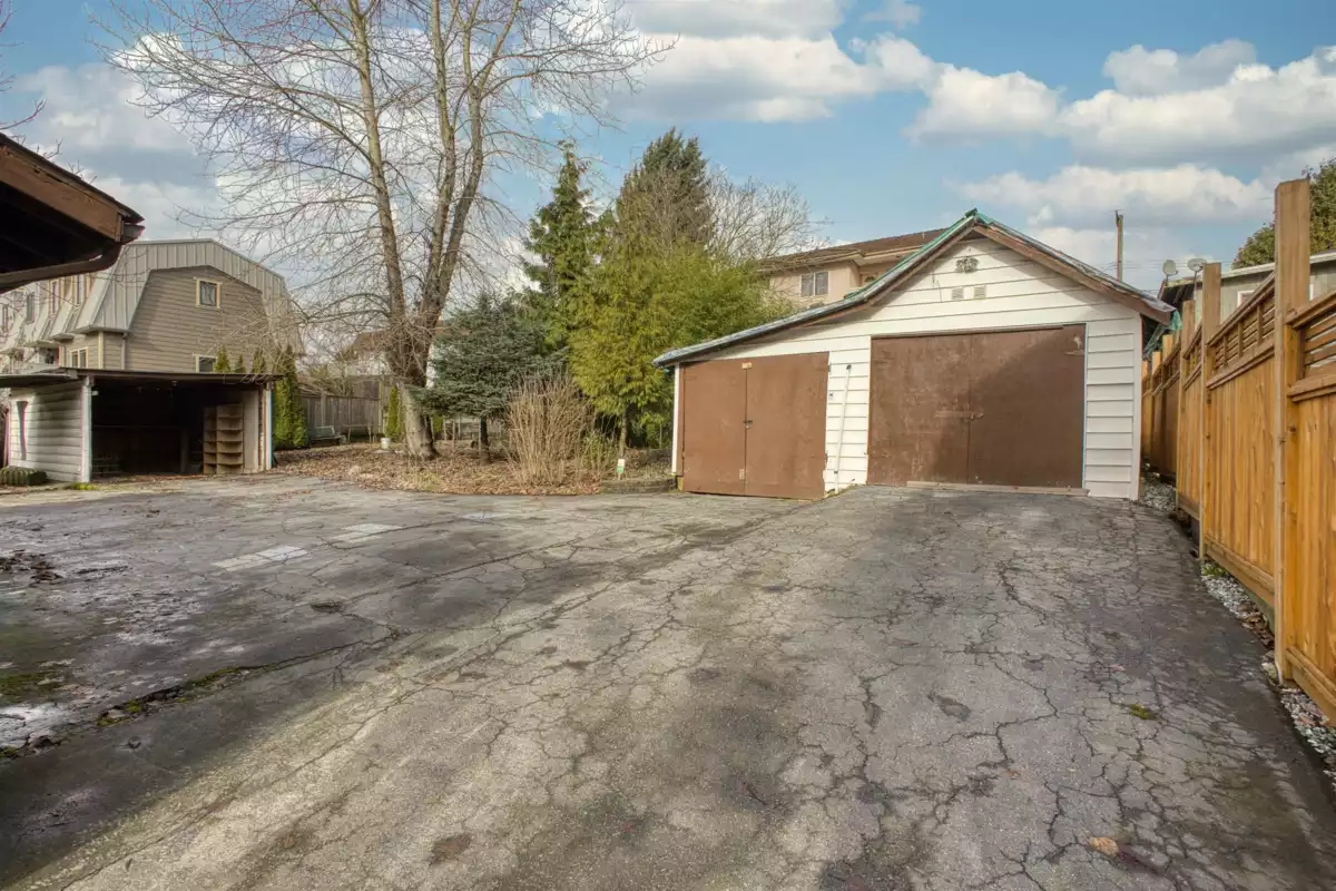 Mudroom Photo of 1111 Cartier Avenue, Coquitlam, BC