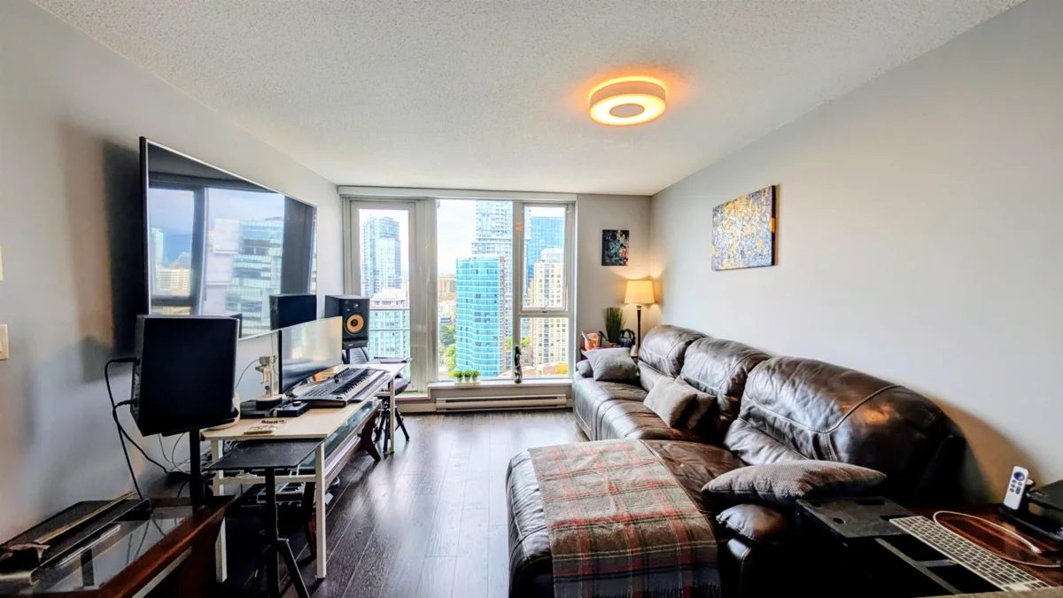 Family Room Photo of 3301 233 Robson Street, Vancouver, BC