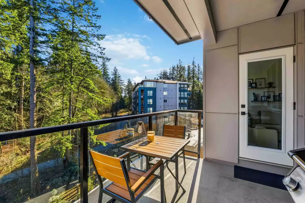 Loft / Bonus Room Photo of 409 3528 146a Street, Surrey, BC