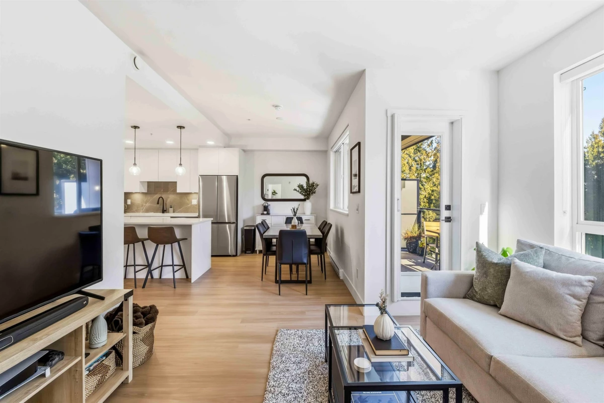 Pantry Photo of 409 3528 146a Street, Surrey, BC