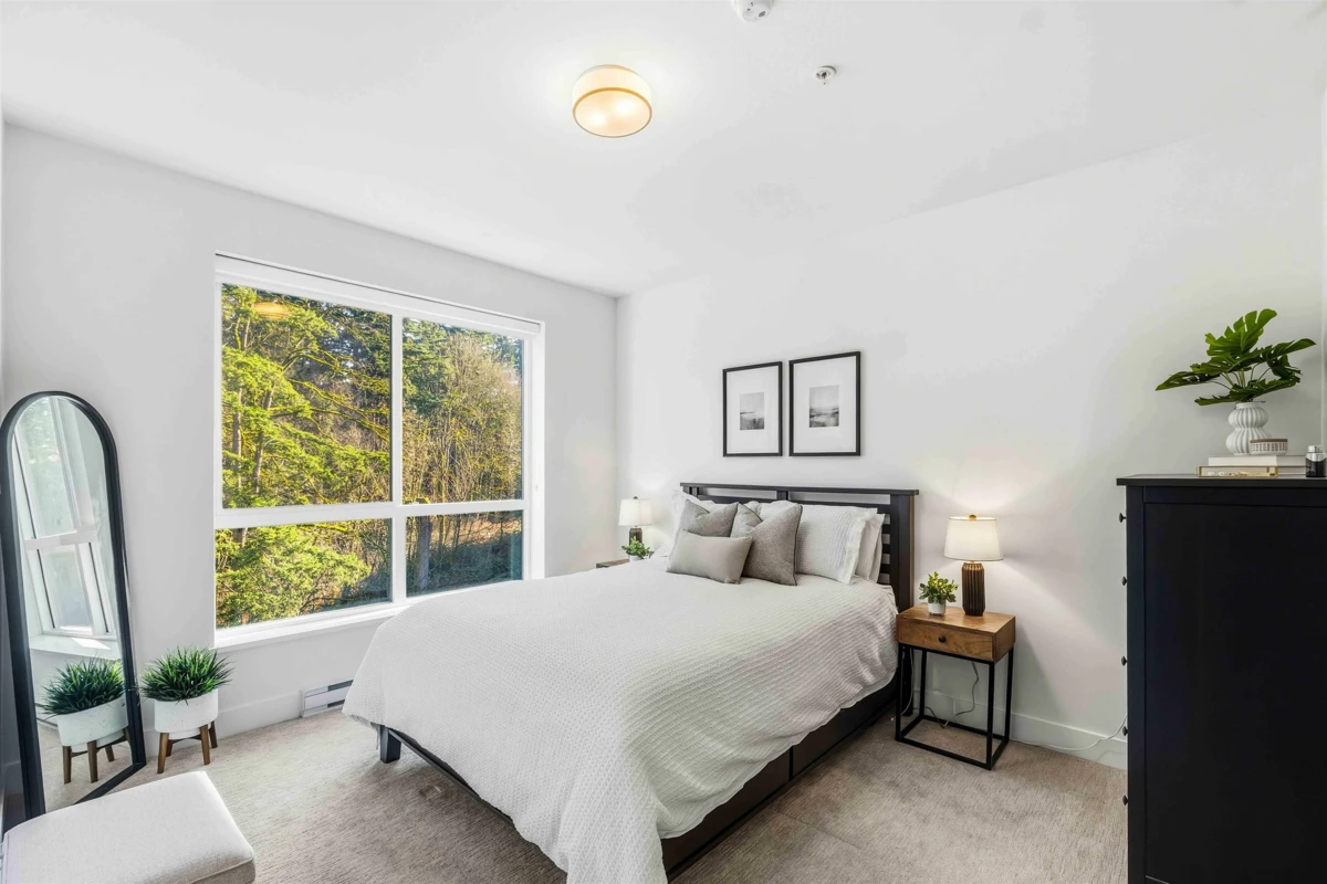 Walk-In Closet Photo of 409 3528 146a Street, Surrey, BC