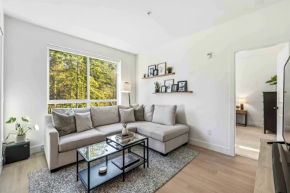 Breakfast Nook Photo of 409 3528 146a Street, Surrey, BC