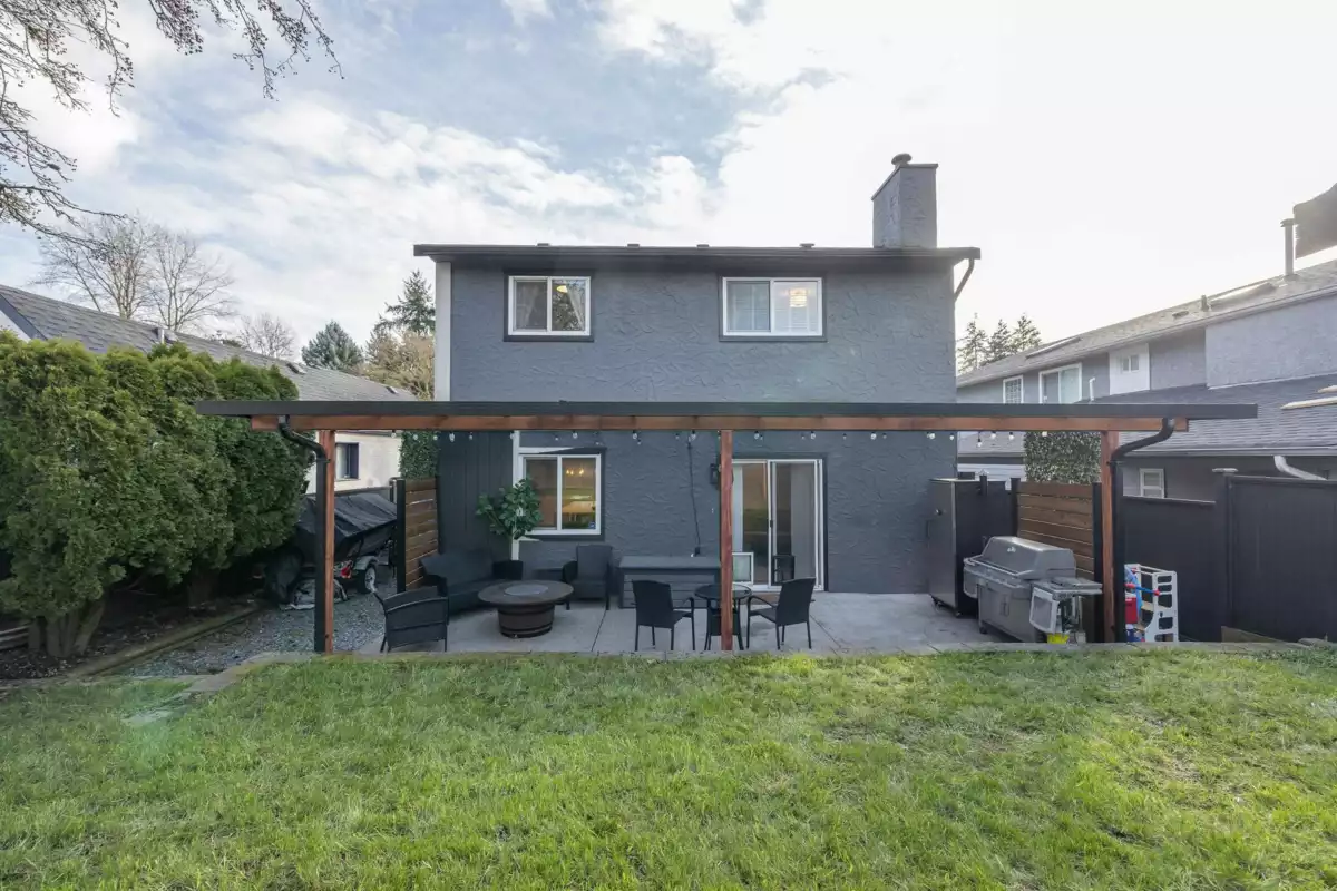 Family Room Photo of 11247 Glenbrook Place, Delta, BC