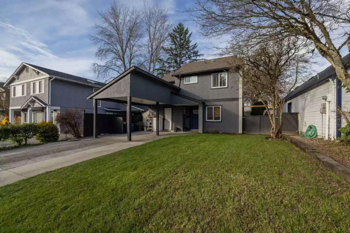 Living Room Photo of 11247 Glenbrook Place, Delta, BC