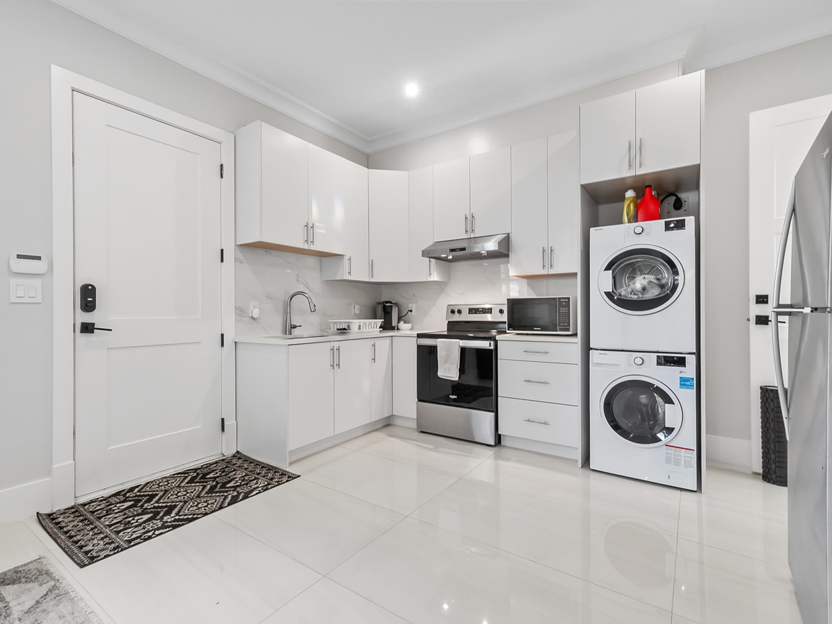 Powder Room Photo of 9591 Florimond Road, Richmond, BC