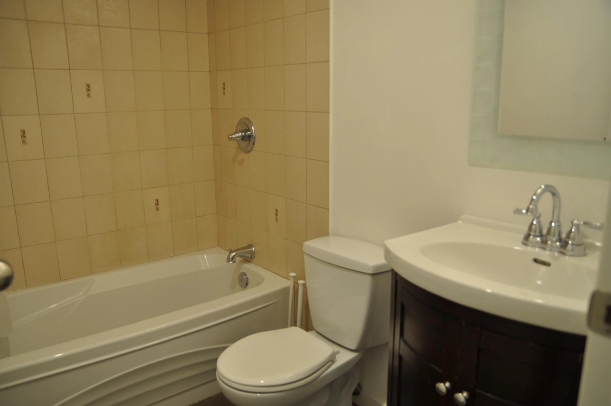 Walk-In Closet Photo of 104 2255 Eton Street, Vancouver, BC