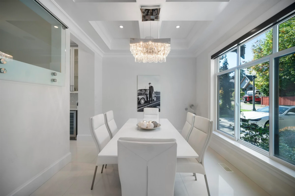 Breakfast Nook Photo of 3852 156a Street, Surrey, BC