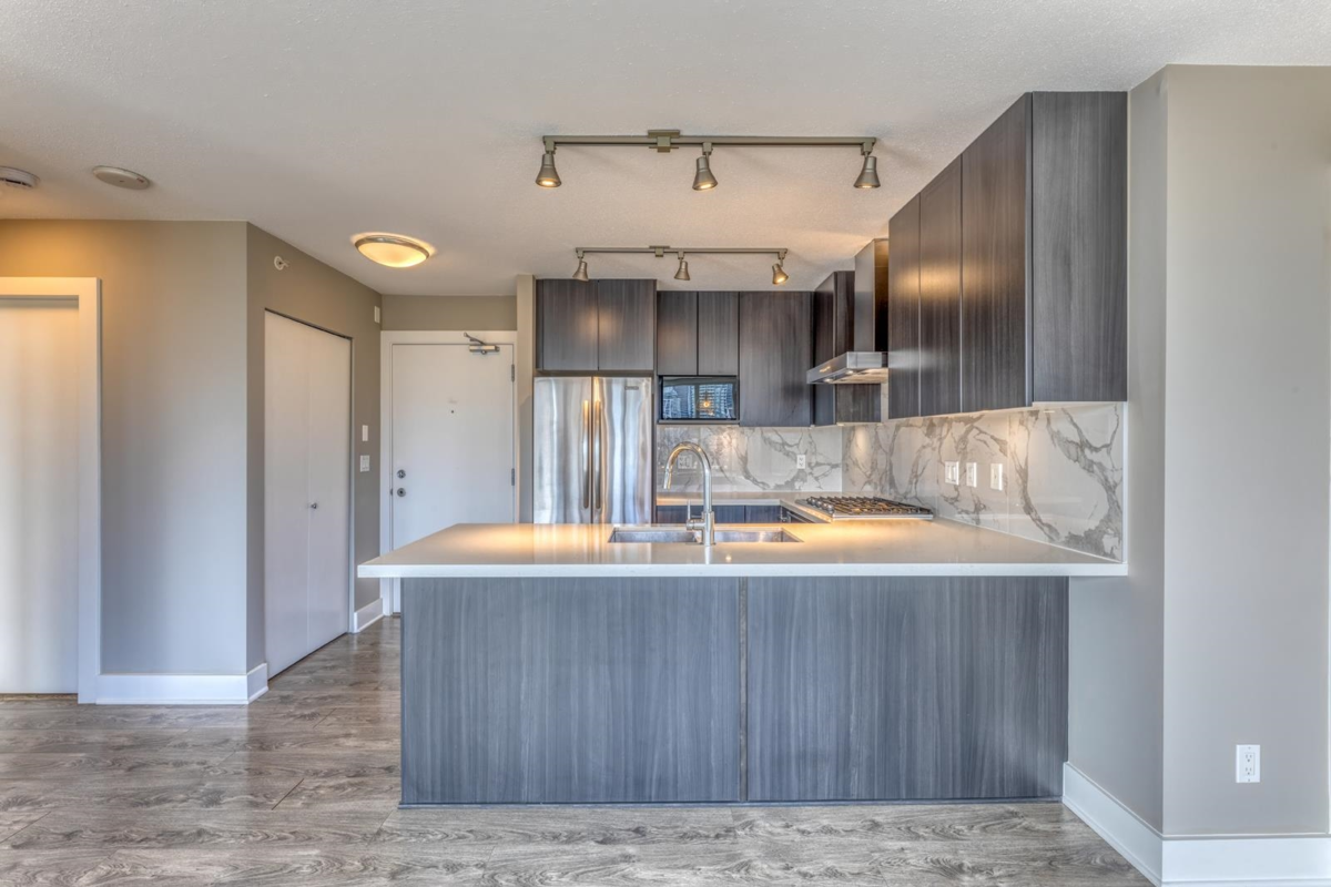 Dining Area Photo of 1008 4189 Halifax Street, Burnaby, BC