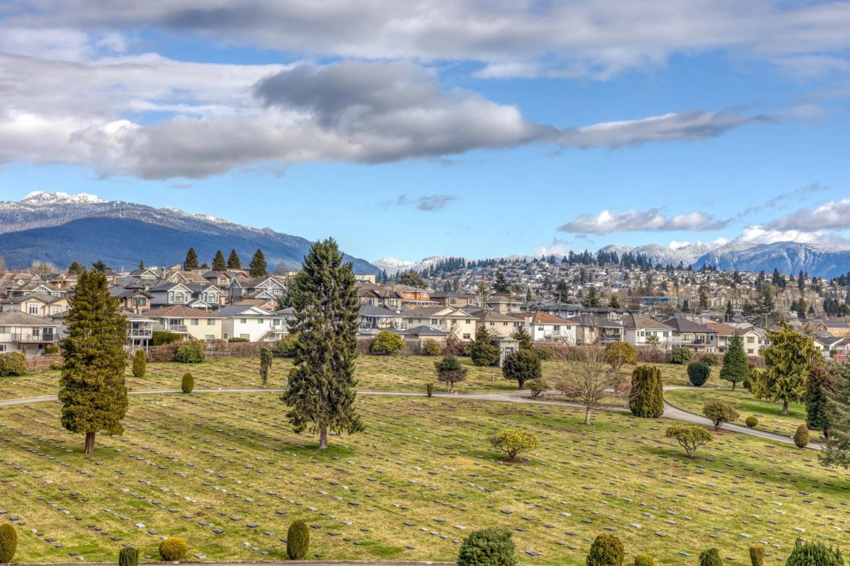 Entry Foyer Photo of 1008 4189 Halifax Street, Burnaby, BC