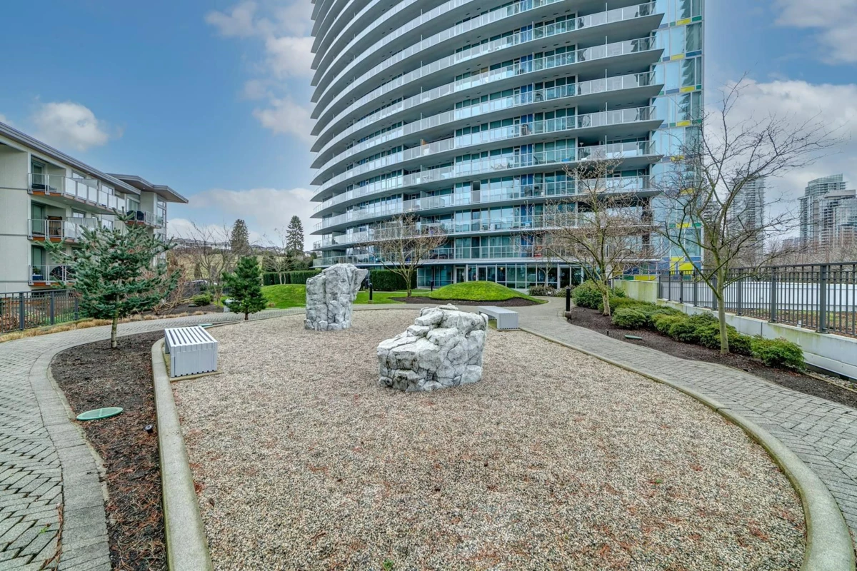 Garden / Landscaping Photo of 1008 4189 Halifax Street, Burnaby, BC