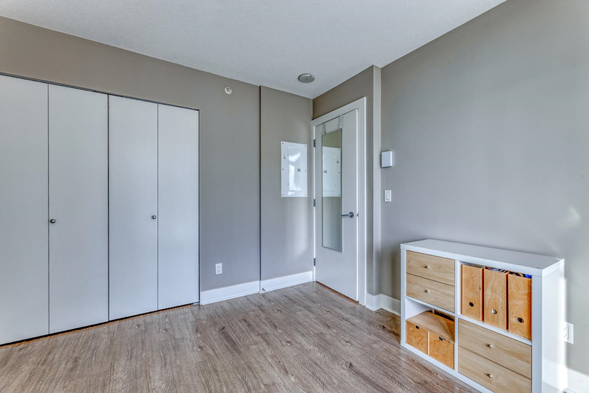 Guest Bathroom Photo of 1008 4189 Halifax Street, Burnaby, BC