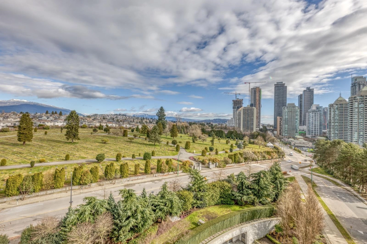Laundry Room Photo of 1008 4189 Halifax Street, Burnaby, BC