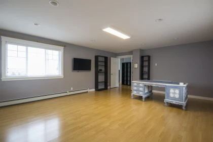 Entry Foyer Photo of 12136 100a Avenue, Surrey, BC