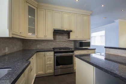Family Room Photo of 12136 100a Avenue, Surrey, BC