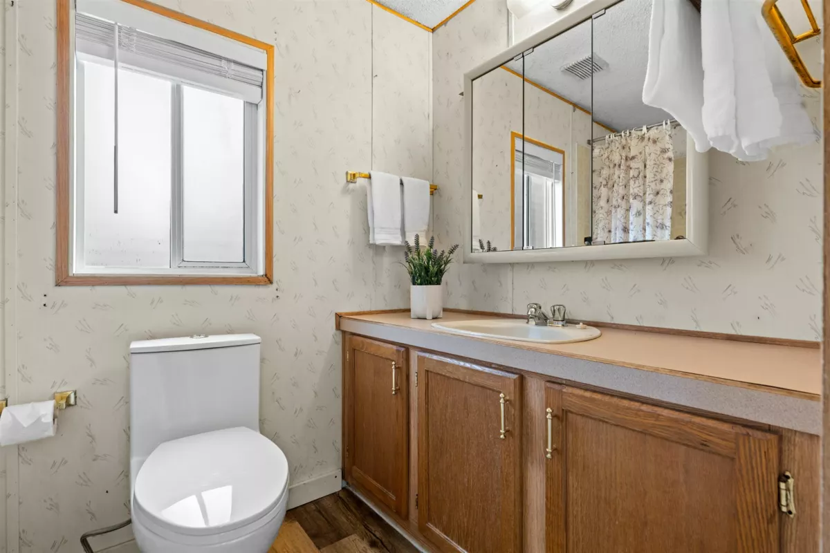 Basement Recreation Room Photo of 216 45835 Sleepy Hollow Road, Cultus Lake, BC