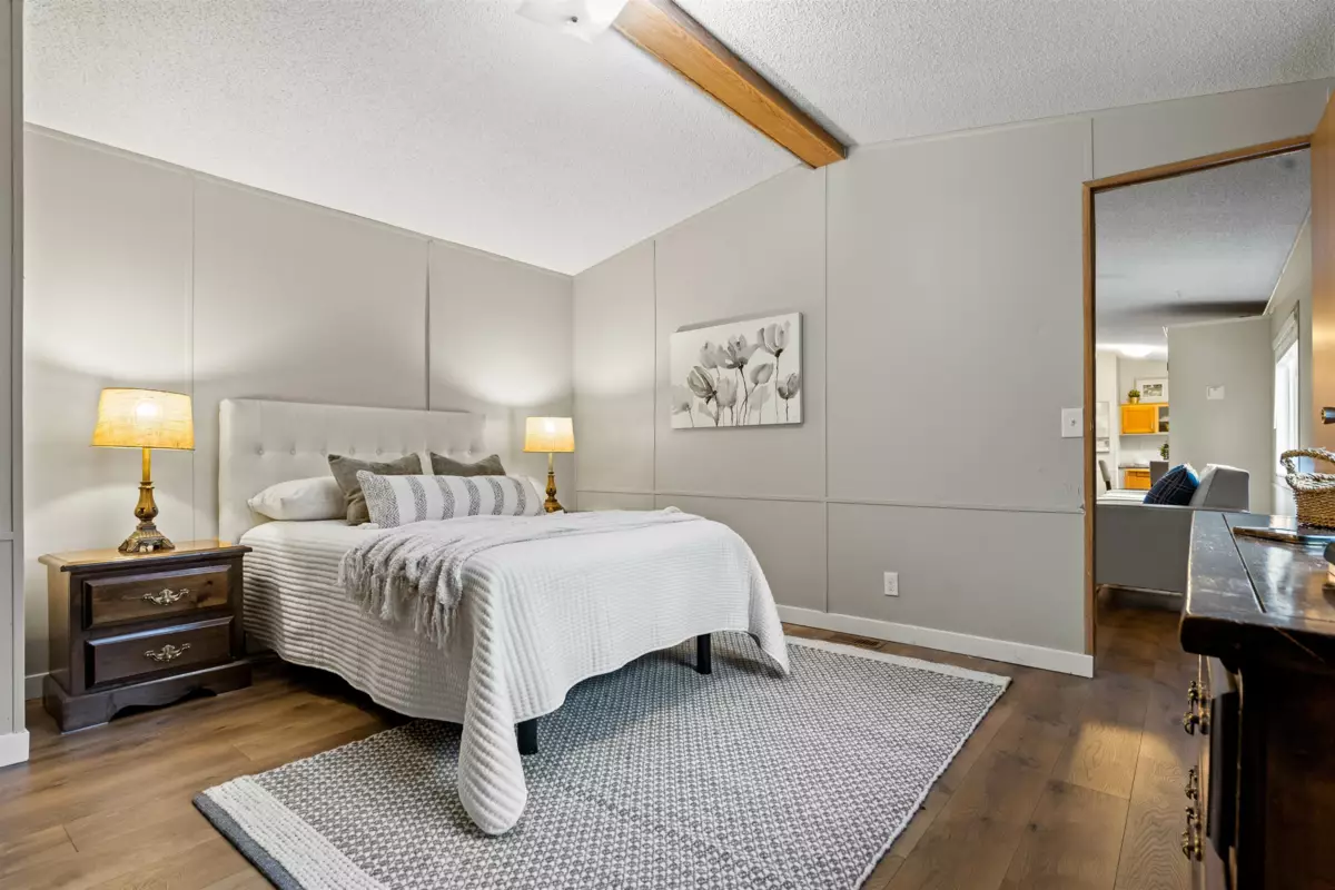 Guest Bathroom Photo of 216 45835 Sleepy Hollow Road, Cultus Lake, BC